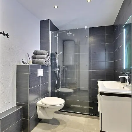 Ecrin Design Et Luxueux Bien Situe A *